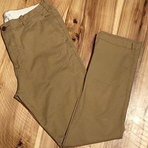 Hollister Slim Straight Epic Flex Tan Chinos 33/32